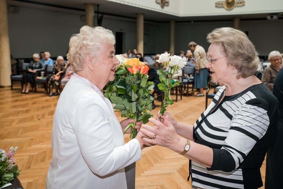 Latvijas Universitātes senioru jubilāru sveikšana. null