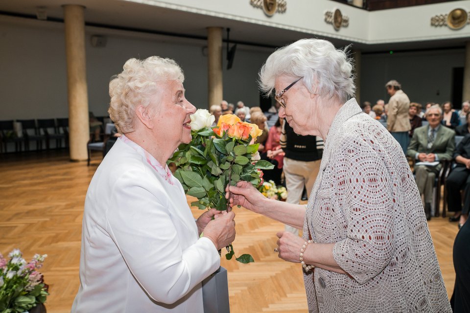 Latvijas Universitātes senioru jubilāru sveikšana. null