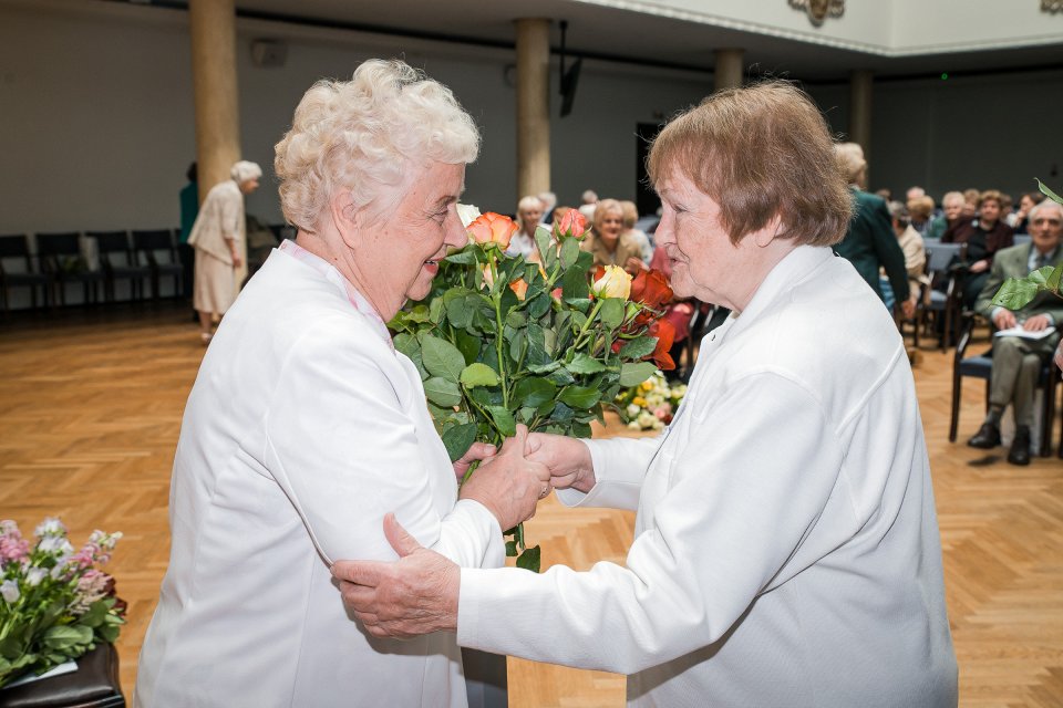 Latvijas Universitātes senioru jubilāru sveikšana. null