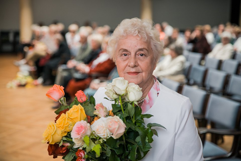 Latvijas Universitātes senioru jubilāru sveikšana. null