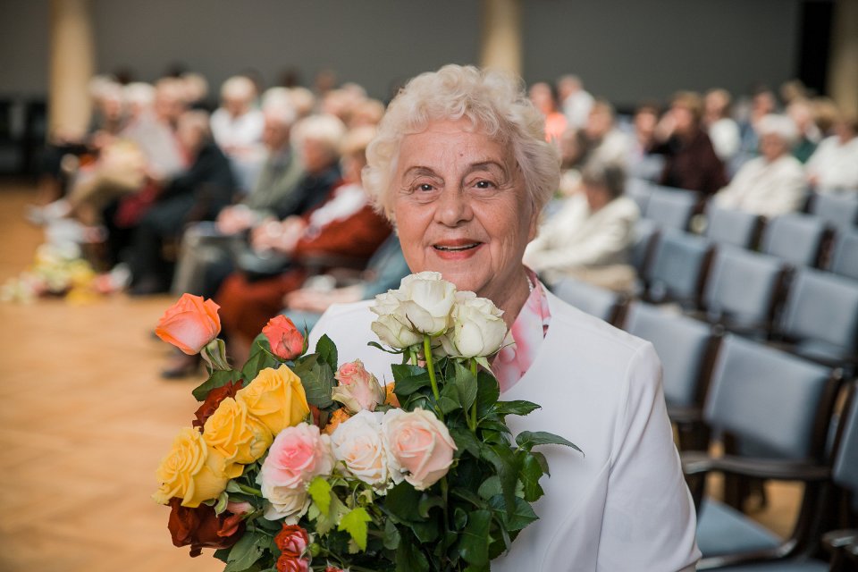 Latvijas Universitātes senioru jubilāru sveikšana. null