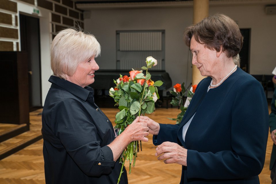 Latvijas Universitātes senioru jubilāru sveikšana. null