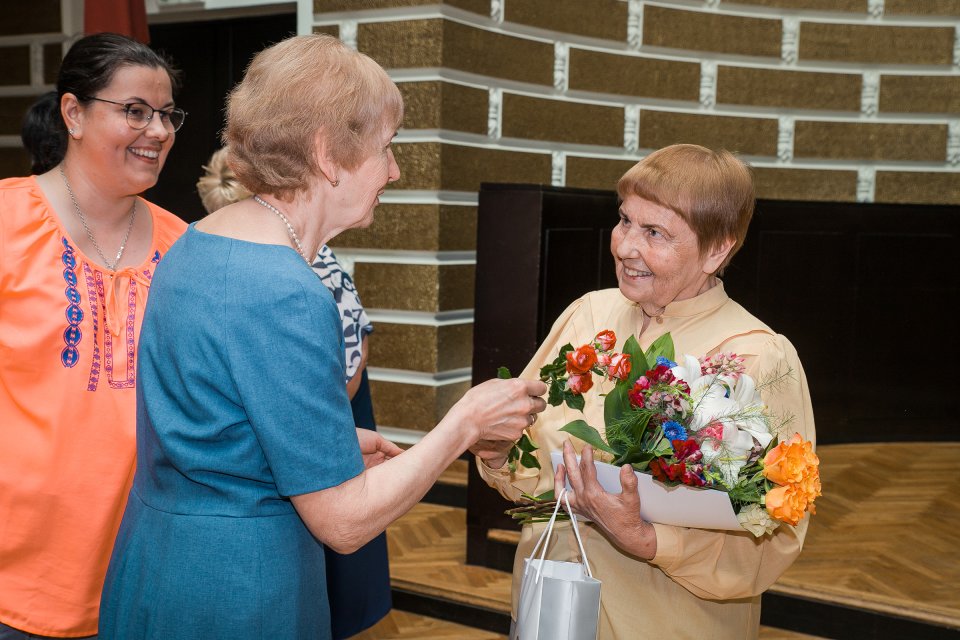 Latvijas Universitātes senioru jubilāru sveikšana. null