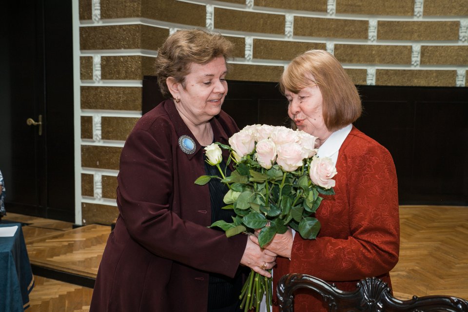 Latvijas Universitātes senioru jubilāru sveikšana. null