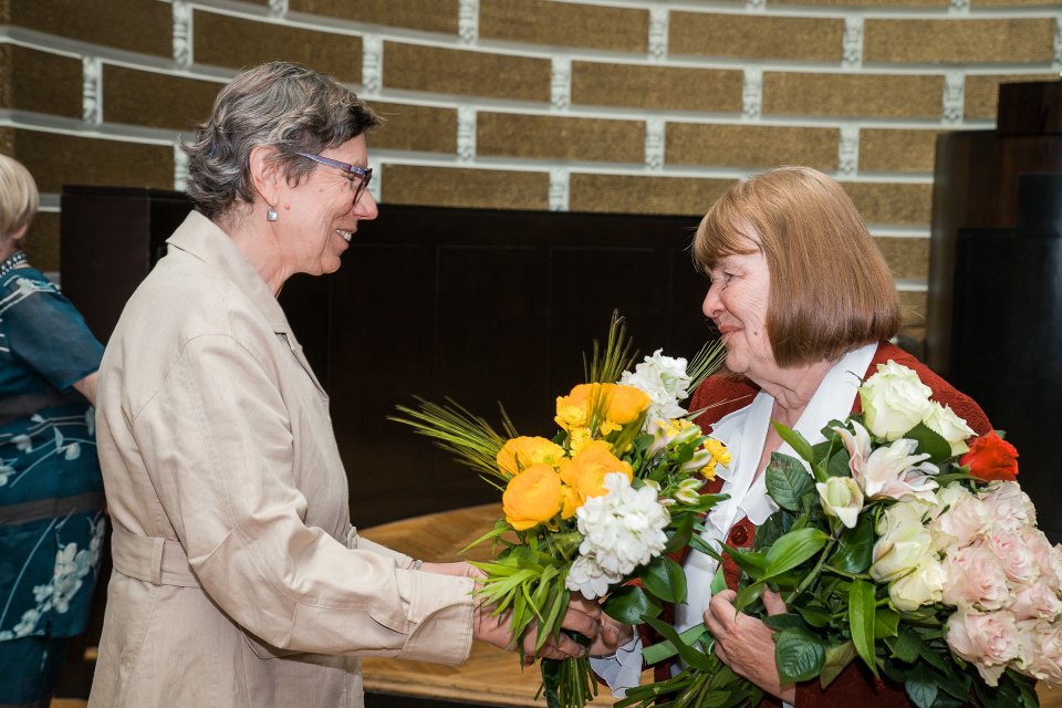 Latvijas Universitātes senioru jubilāru sveikšana. null