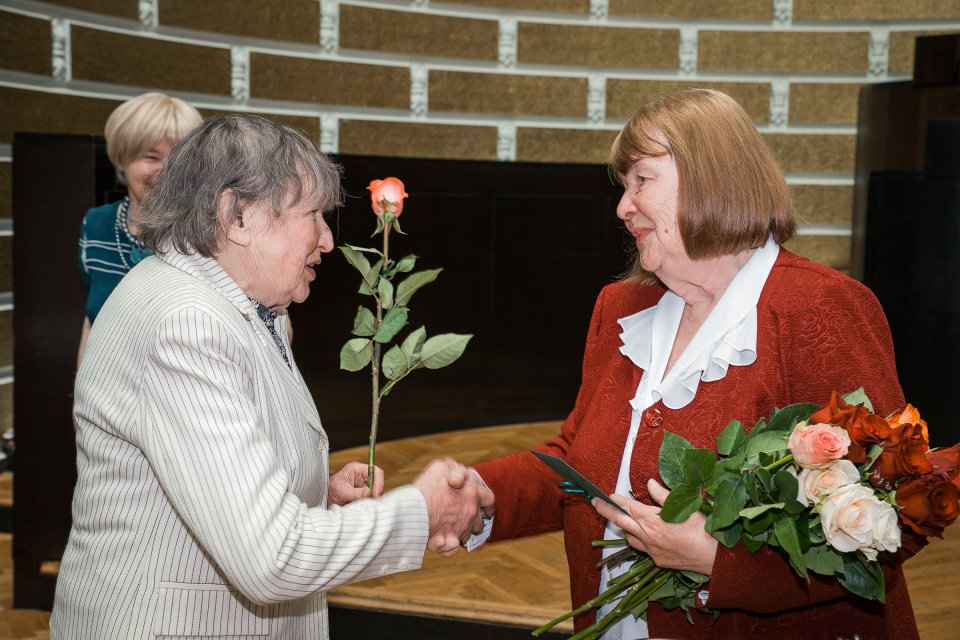 Latvijas Universitātes senioru jubilāru sveikšana. null