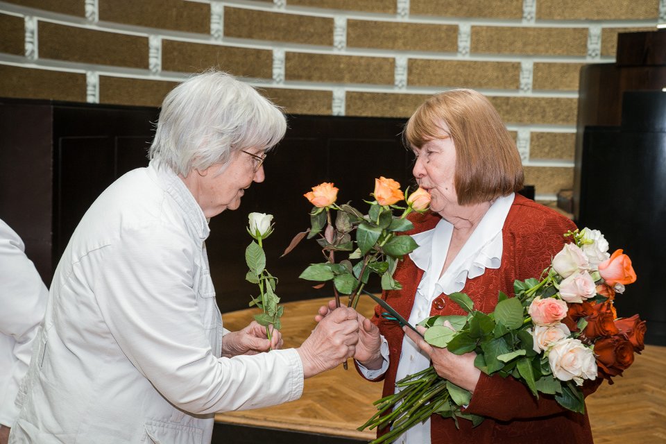 Latvijas Universitātes senioru jubilāru sveikšana. null