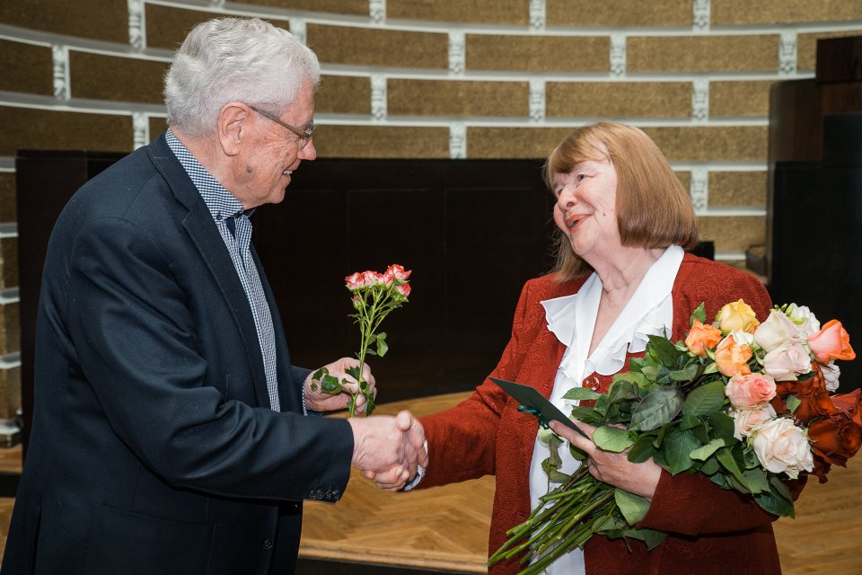 Latvijas Universitātes senioru jubilāru sveikšana. null