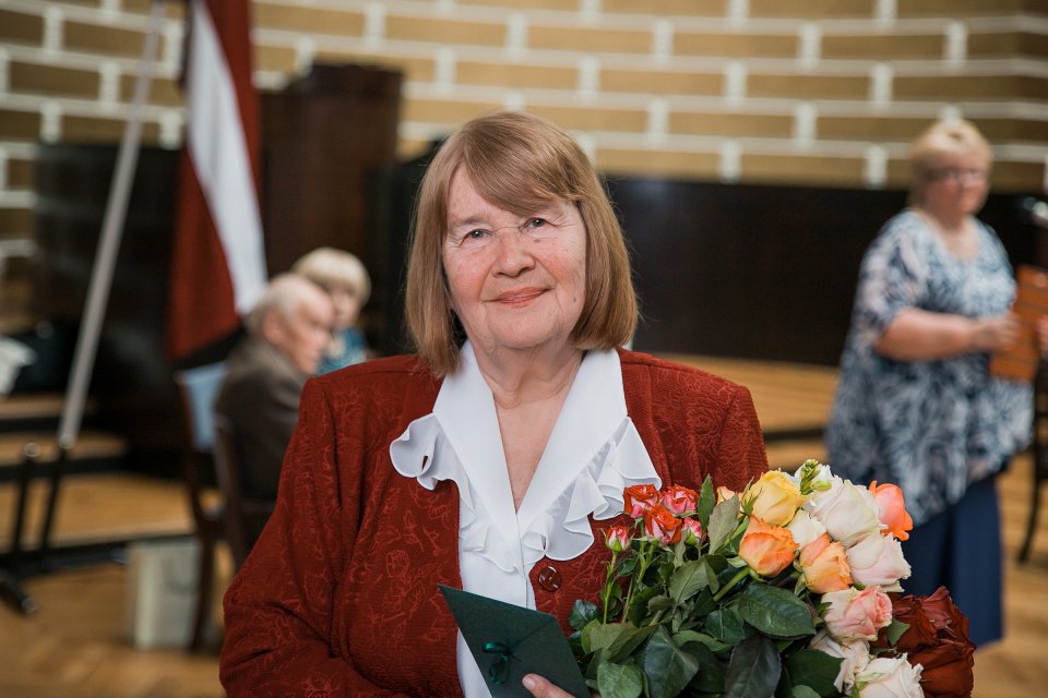 Latvijas Universitātes senioru jubilāru sveikšana. null