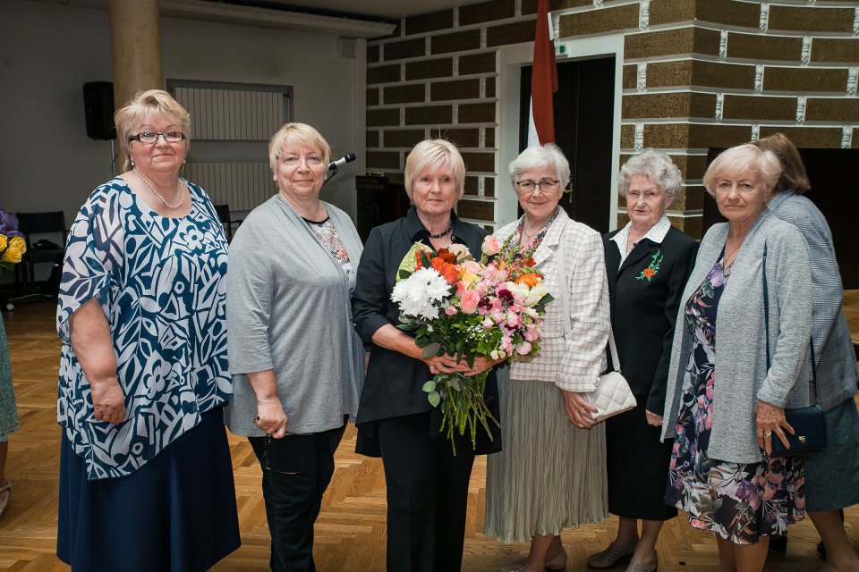 Latvijas Universitātes senioru jubilāru sveikšana. null