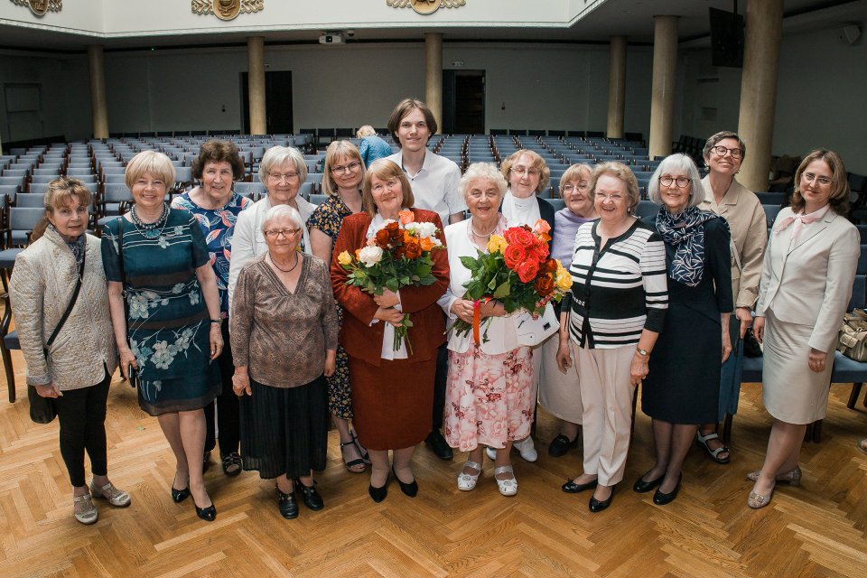 Latvijas Universitātes senioru jubilāru sveikšana. null