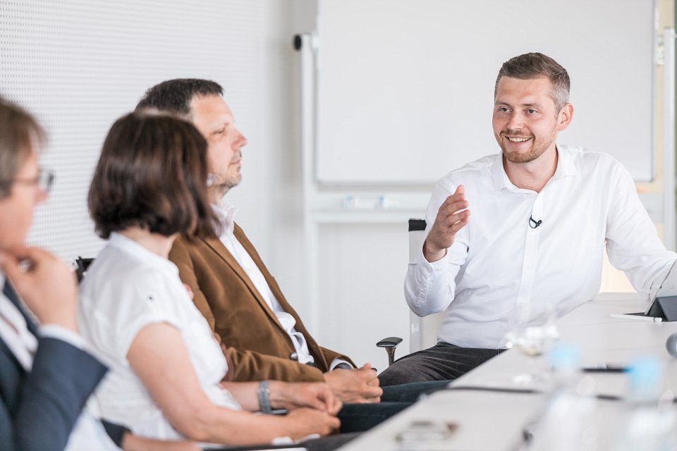 Diskusija par maģistrantūras studijām Latvijas Universitātē «No bakalaura uz maģistru». null