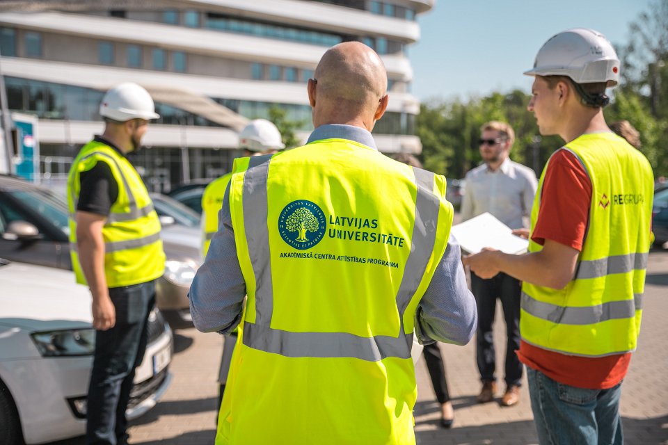 Luksemburgā bāzētās Eiropas Investīciju bankas (EIB) un Parīzē bāzētās Eiropas Padomes attsīstības bankas (EPAB) delegācijas vizīte Latvijas Universitātes akadēmiskajā centrā. null