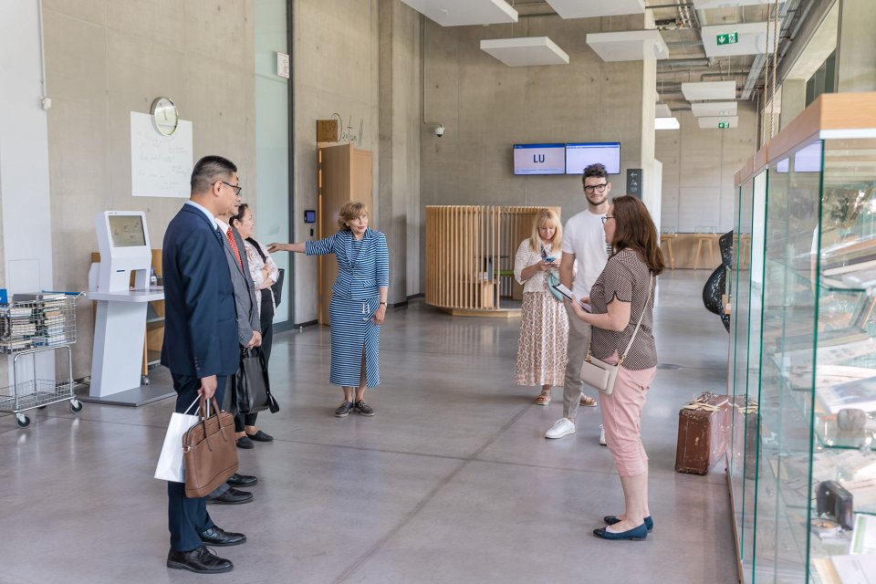 Pasaules latviešu zinātnieku kongress. null