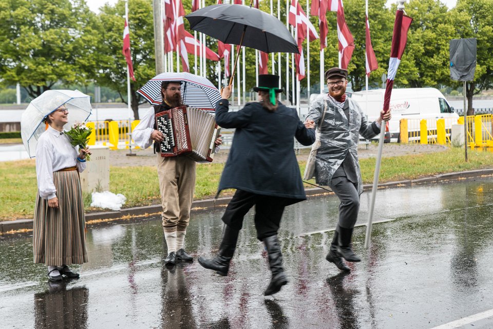 Dziesmu un deju svētku dalībnieku gājiens «Novadu dižošanās». null