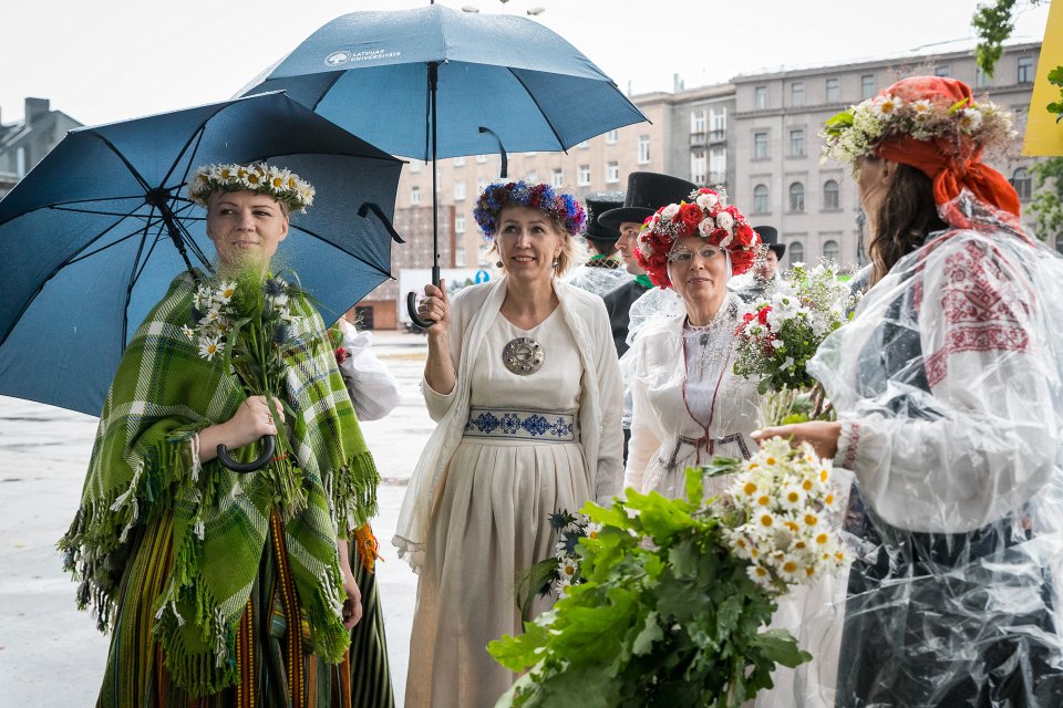 Dziesmu un deju svētku dalībnieku gājiens «Novadu dižošanās». null